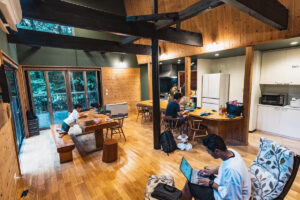 3deb8d49-083f-4932-8895-4787977daa92.jpg
